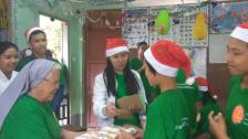 donating Christmas gift for children from Myittamon Orphanage